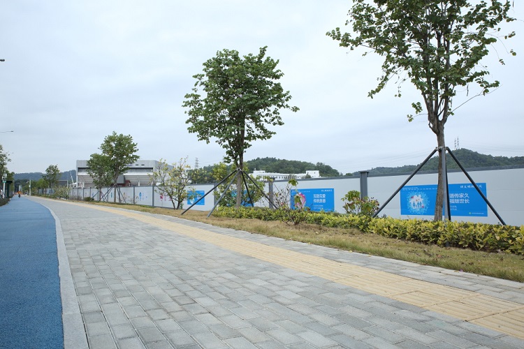 工地建筑圍擋材質(zhì)大比拼，圍擋行業(yè)廠家哪家強(qiáng)